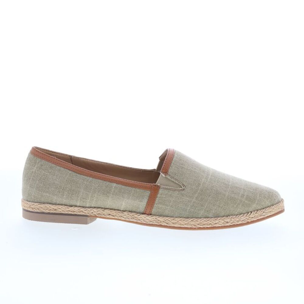 Trotters Womens Estelle Green Shoes (NWT)